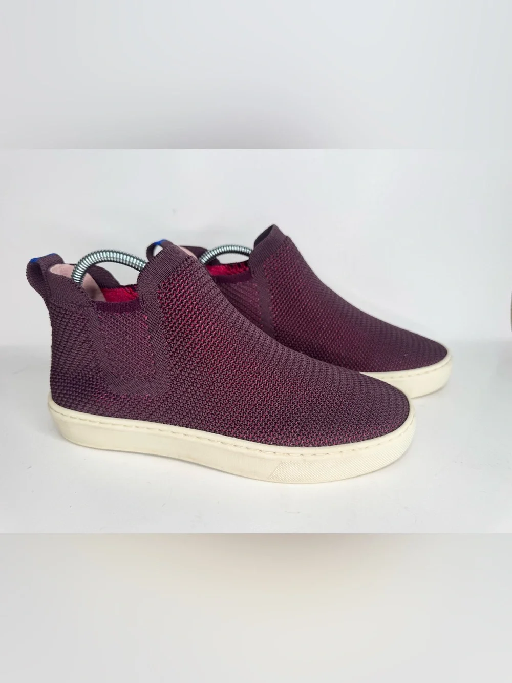 Rothys has some